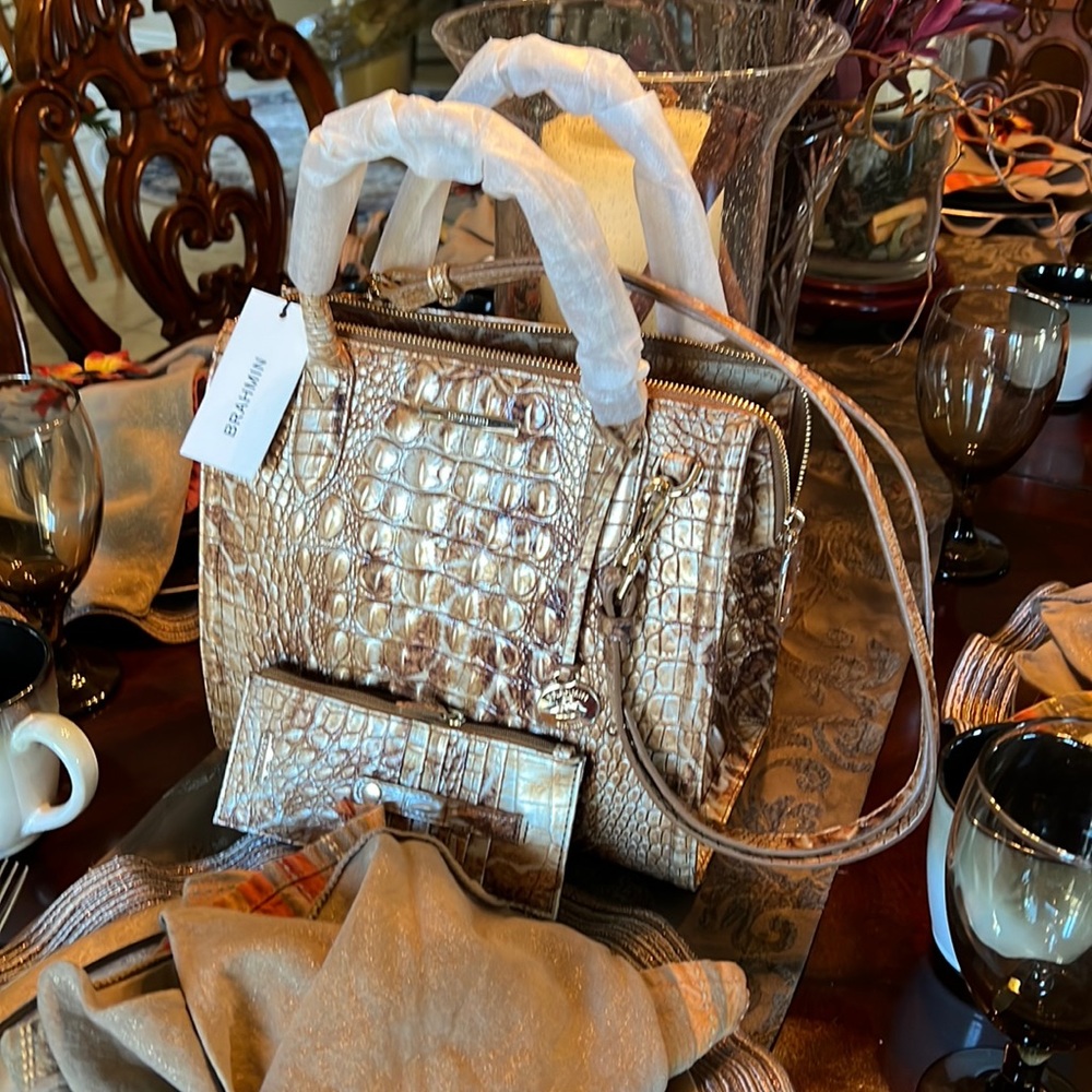 Brahmin Caroline Camel Safari Melbourne hand bag/shoulder bag/CC/wallet.